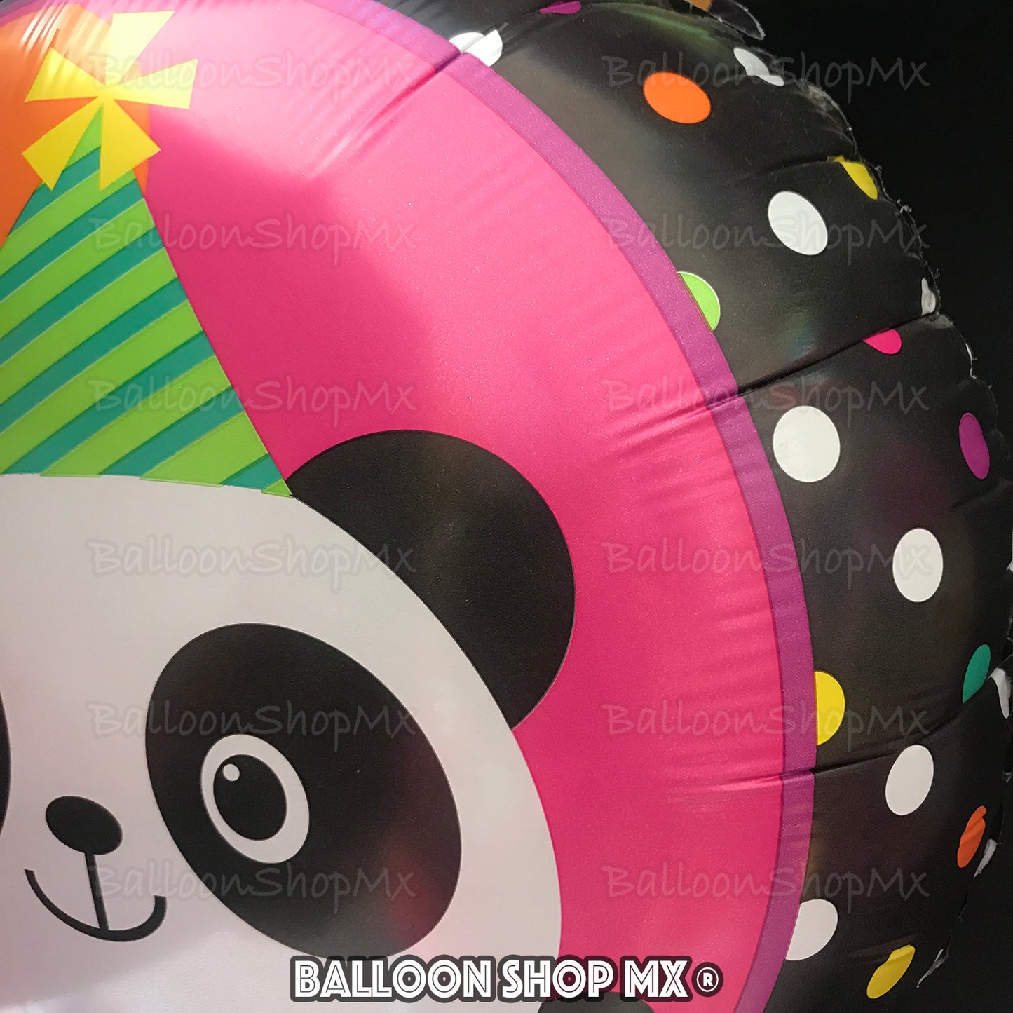 Panda con globos